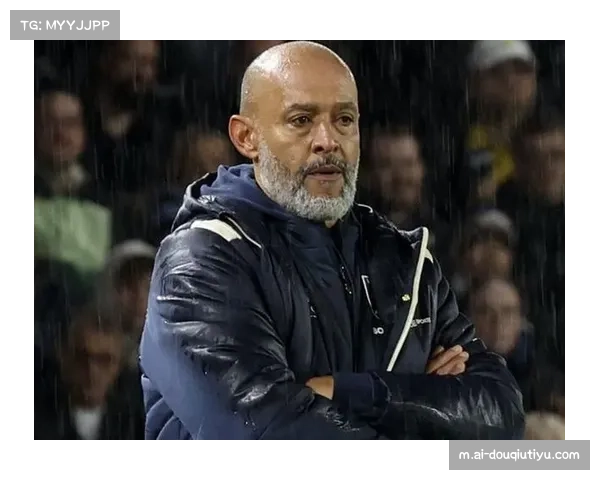 西汉姆联决定继续支持努诺 不会在本赛季换帅